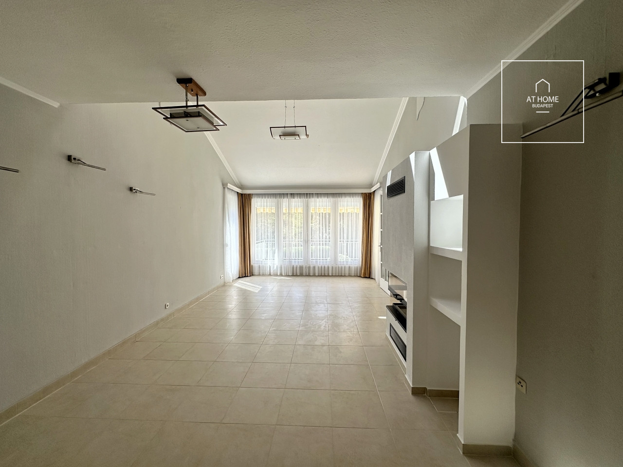 Refurbished detached house for rent  II/A. district, Pesthidegkút