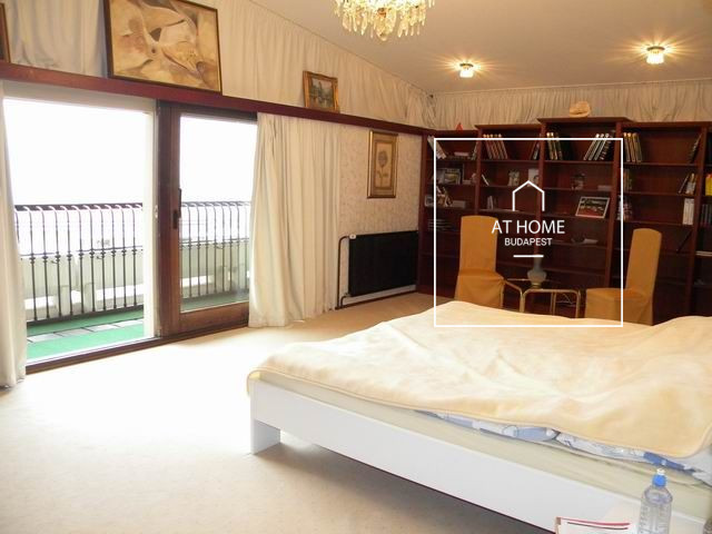 Beautiful detached house for sale Budapest XII. district, Farkasvölgy