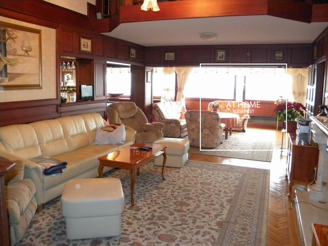 Beautiful detached house for sale Budapest XII. district, Farkasvölgy