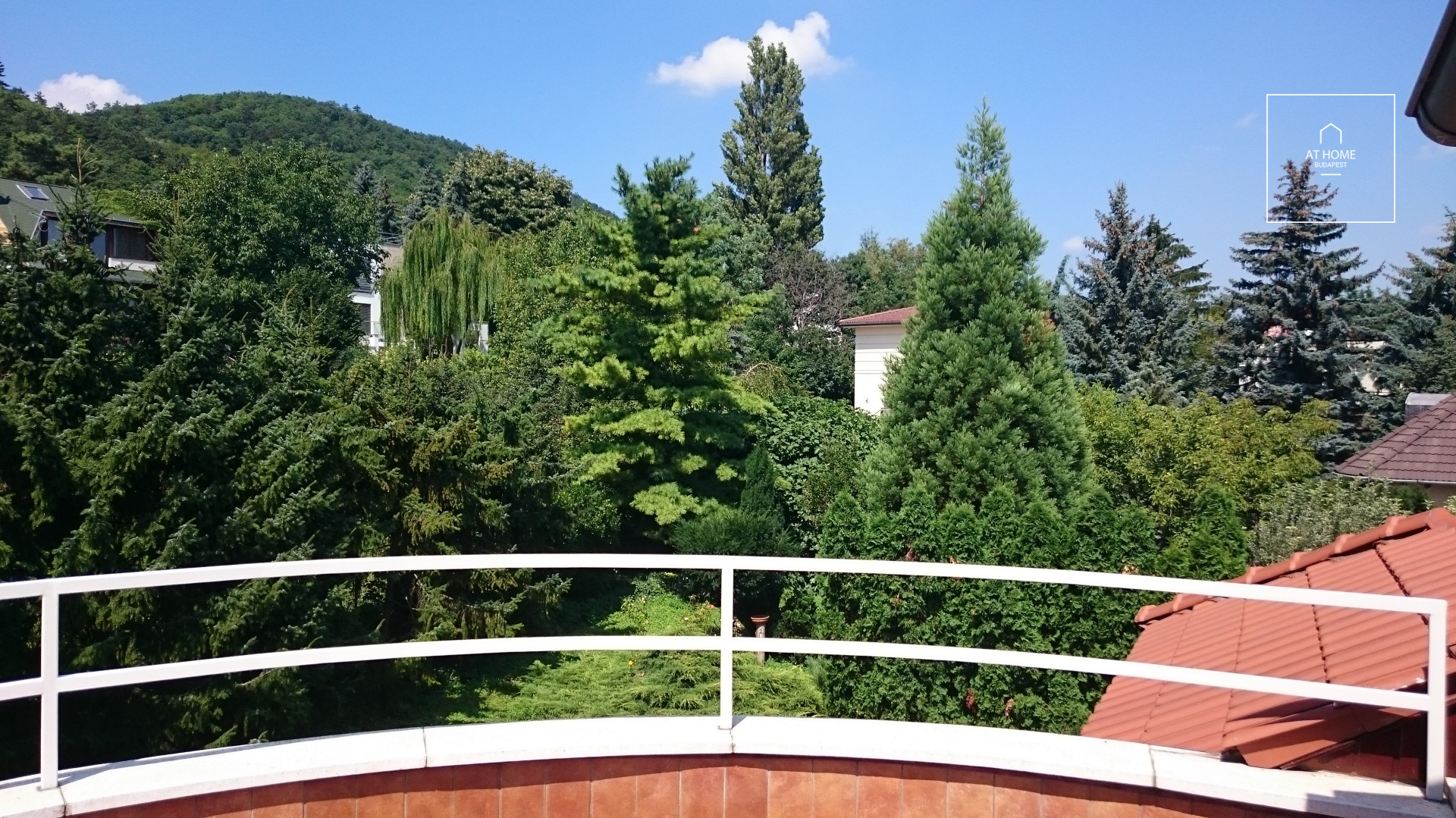 Nice detached house  Budapest III. district, Remetehegy