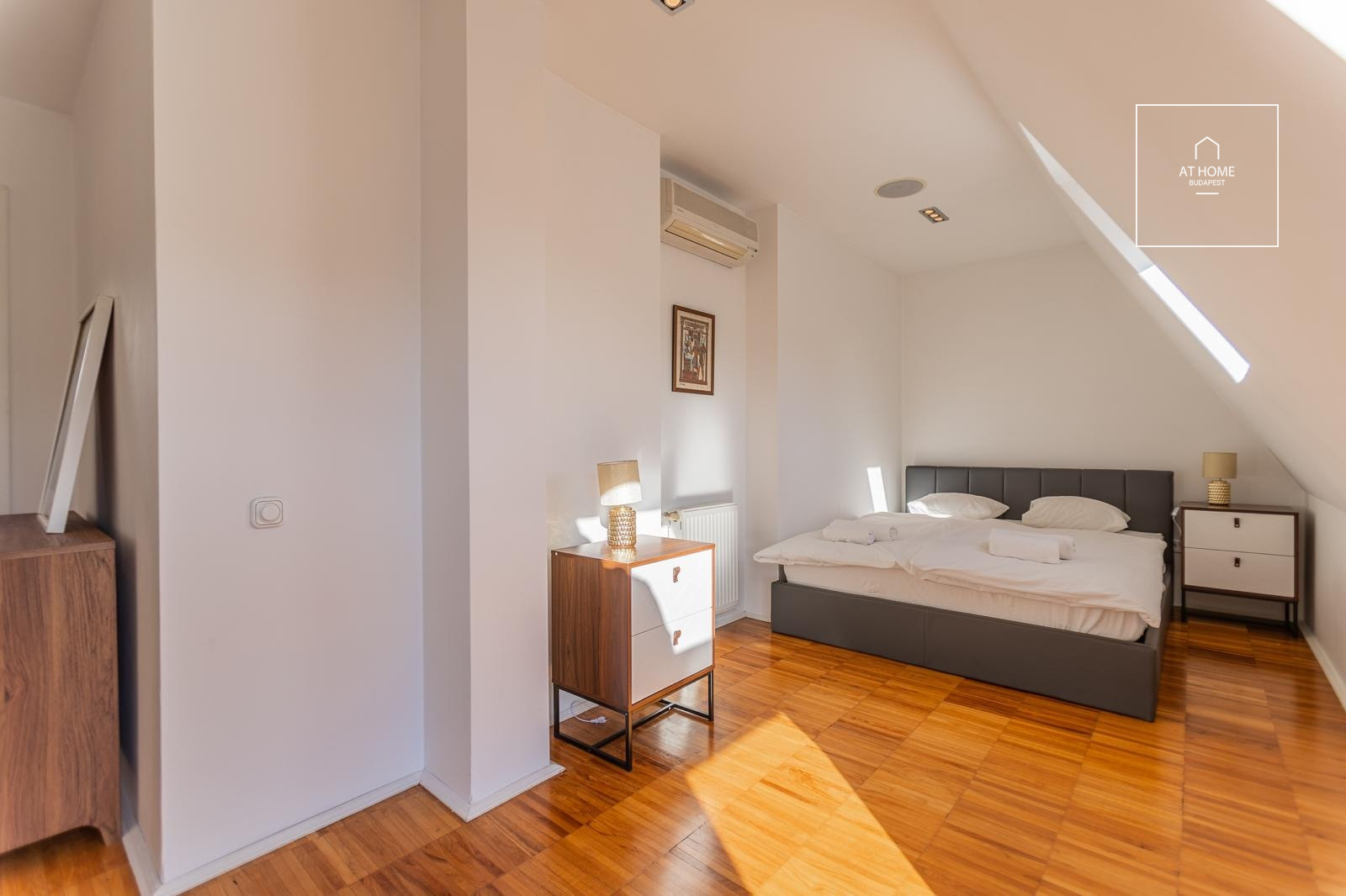 Beautiful apartment for rent Budapest VI. district, Terézváros