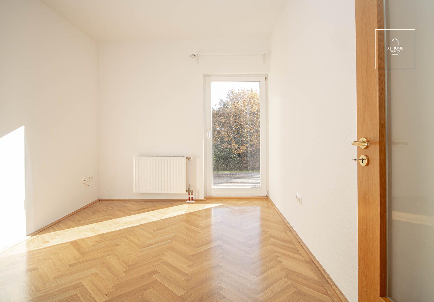 Beautiful semi-detached house for rent Budapest II. district, Szemlőhegy