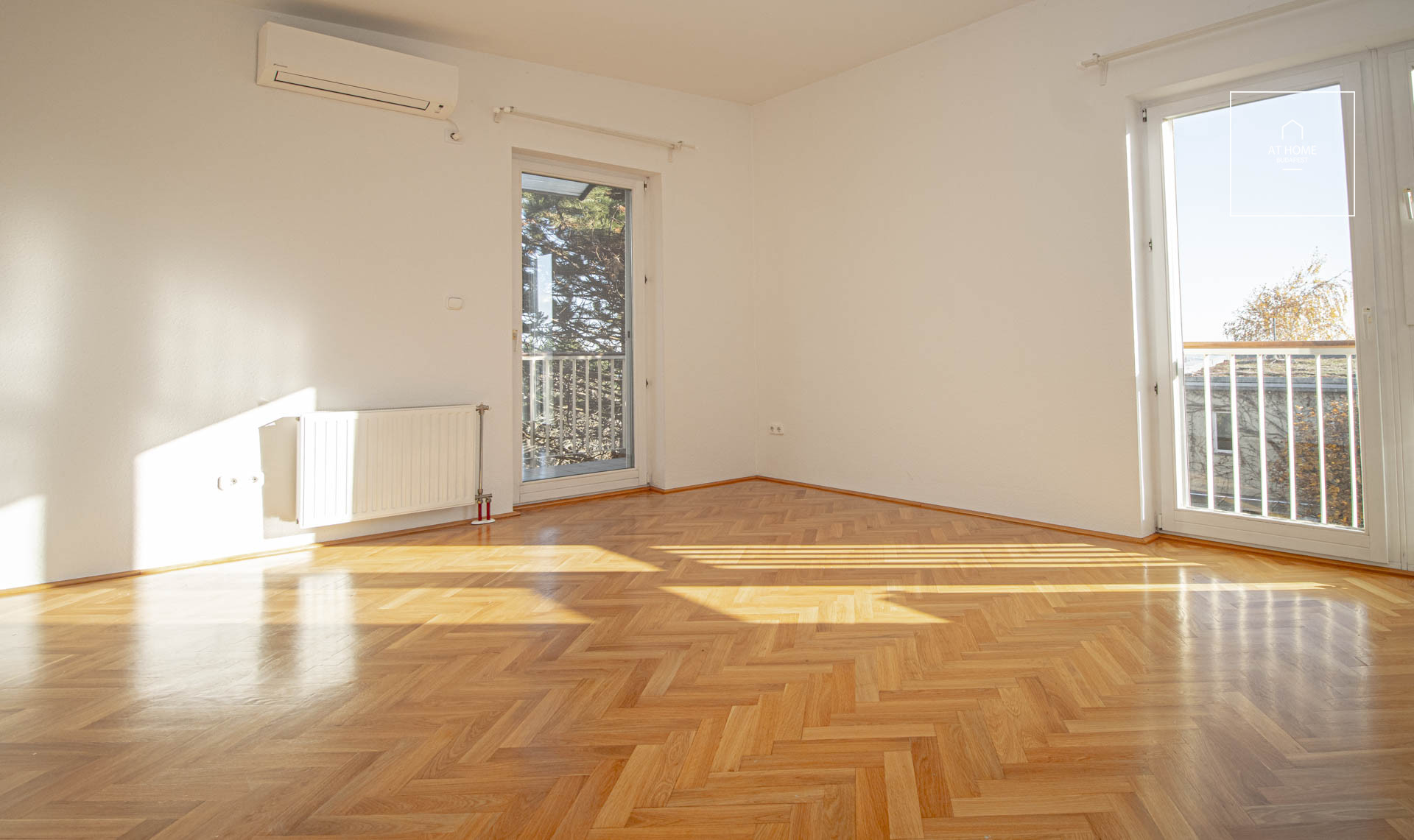 Beautiful semi-detached house for rent Budapest II. district, Szemlőhegy