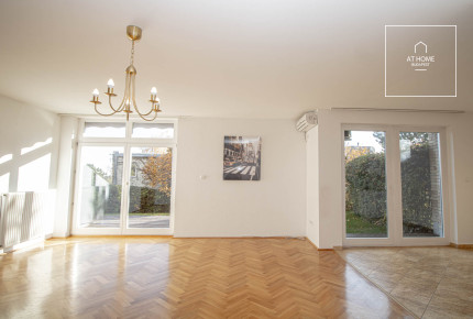 Beautiful semi-detached house for rent Budapest II. district, Szemlőhegy