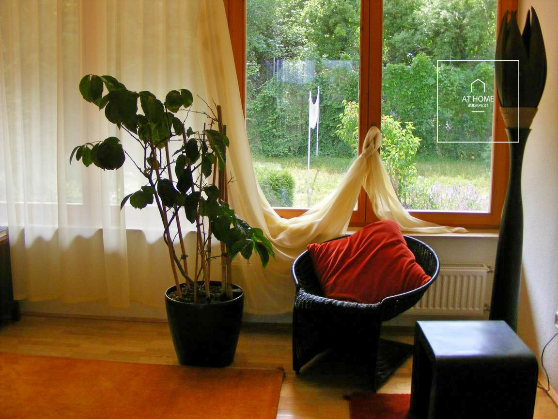 Gyönyörű Önálló családi ház kiadó  II/A. kerület, Budaliget