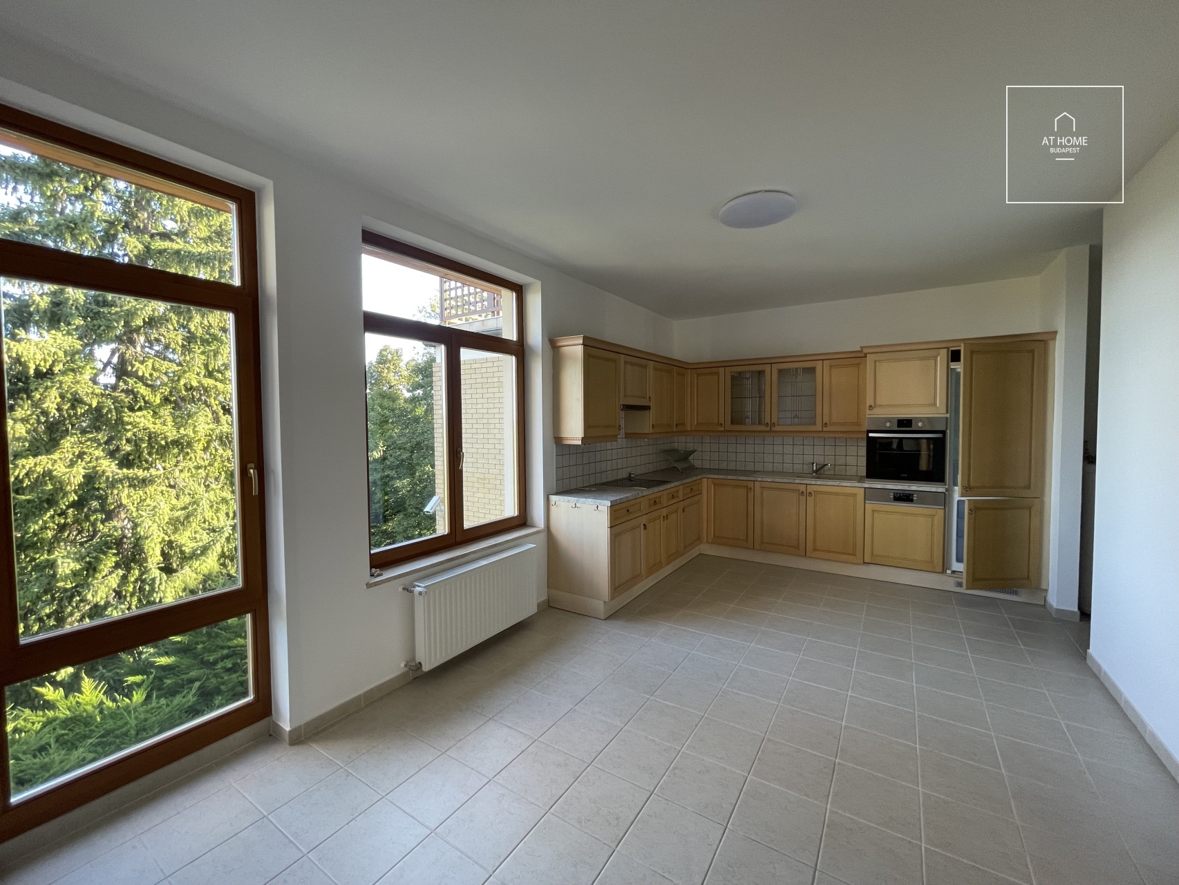 Apartment in a green area for rent Budapest XII. district, Svábhegy