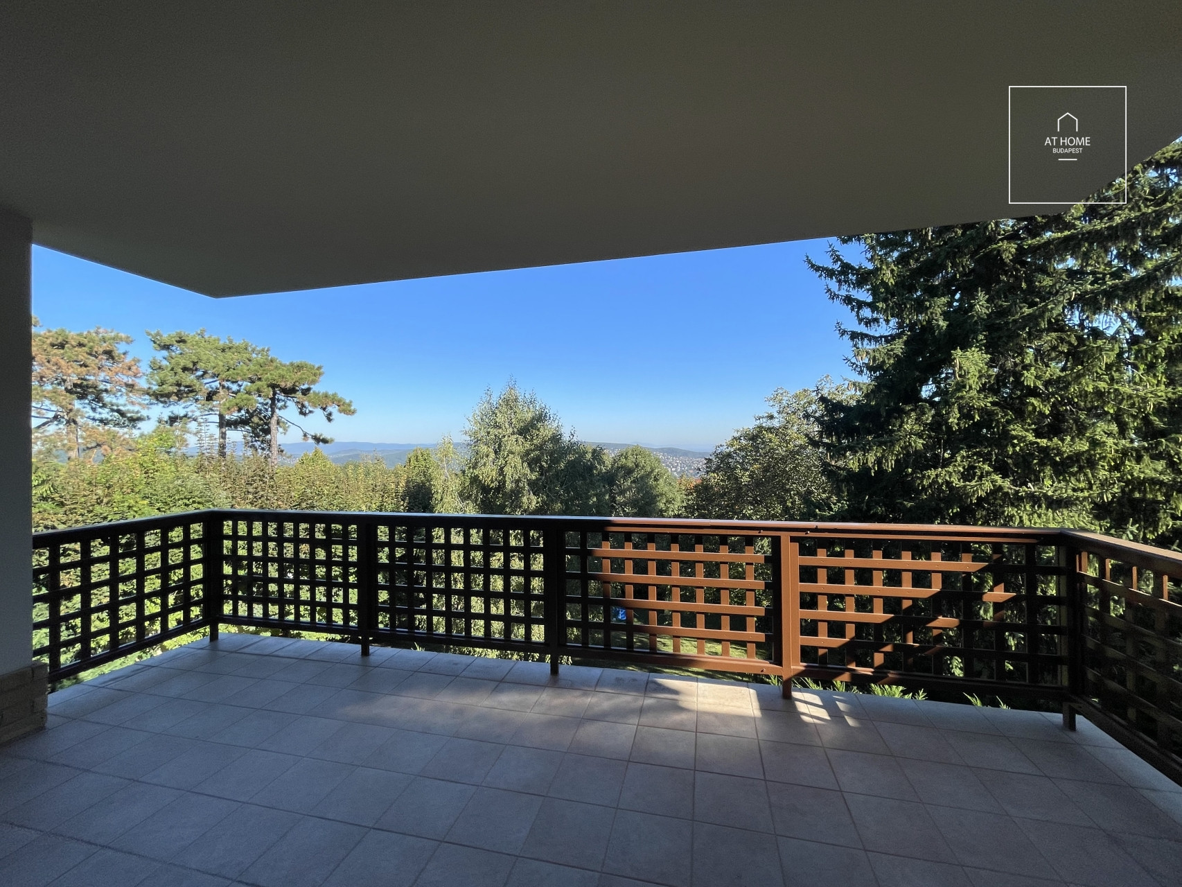 Zöldövezeti lakás kiadó Budapest XII. kerület, Svábhegy