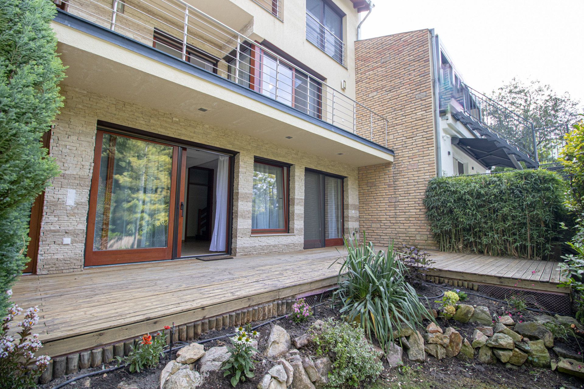 Exclusive detached house for rent Budapest XII. district, Farkasvölgy