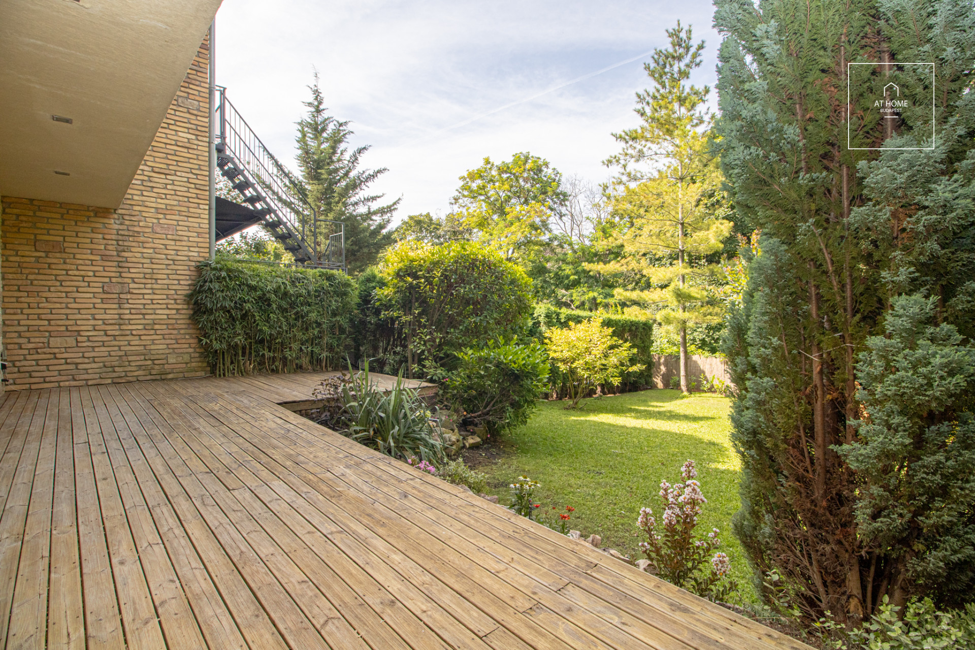 Exclusive detached house for rent Budapest XII. district, Farkasvölgy