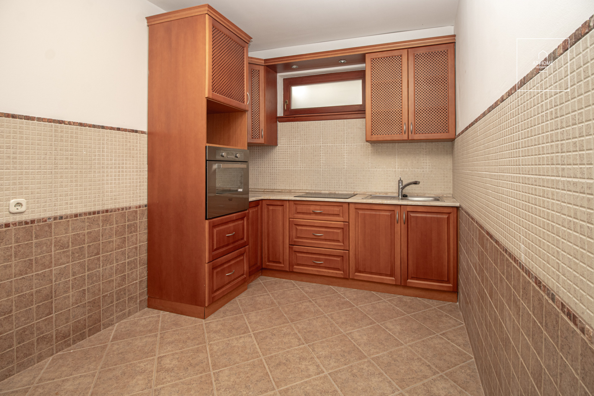 Exclusive detached house for rent Budapest XII. district, Farkasvölgy