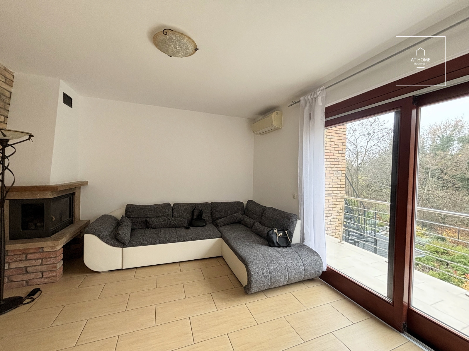 Exclusive detached house for rent Budapest XII. district, Farkasvölgy