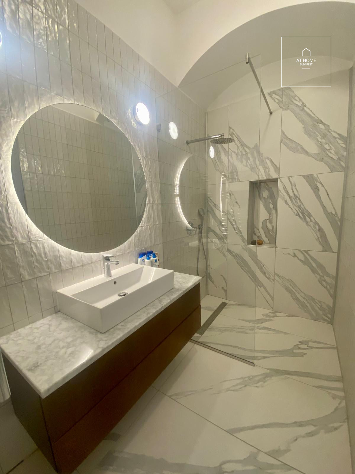 Refurbished apartment for rent Budapest I. district, Víziváros