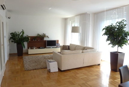 Four-bedroom garden-connected apartment for rent Budapest II. district, Rózsadomb