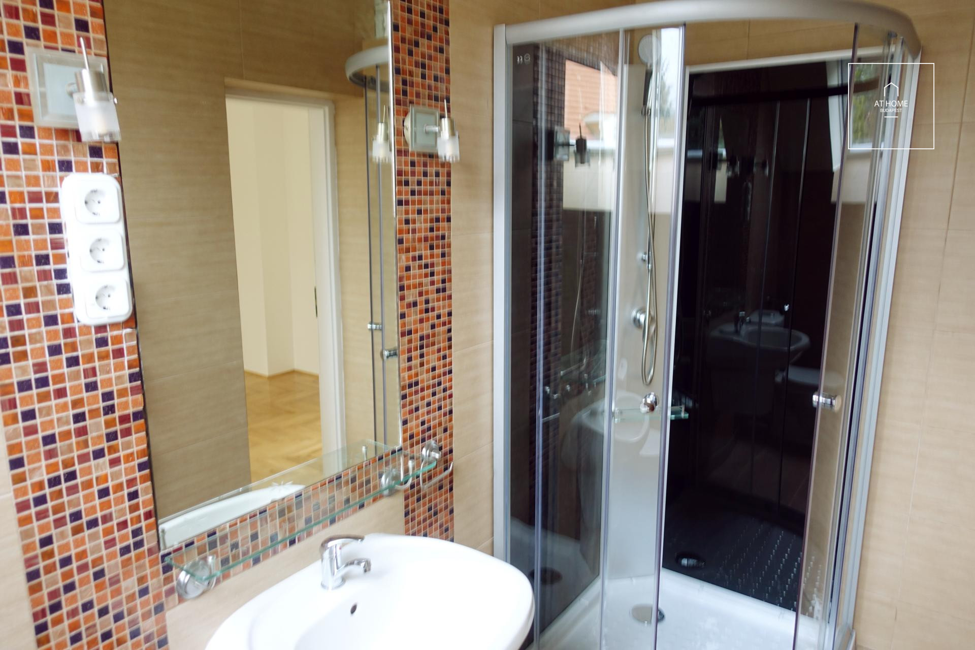 Nice detached house for rent Budapest XI. district, Madárhegy