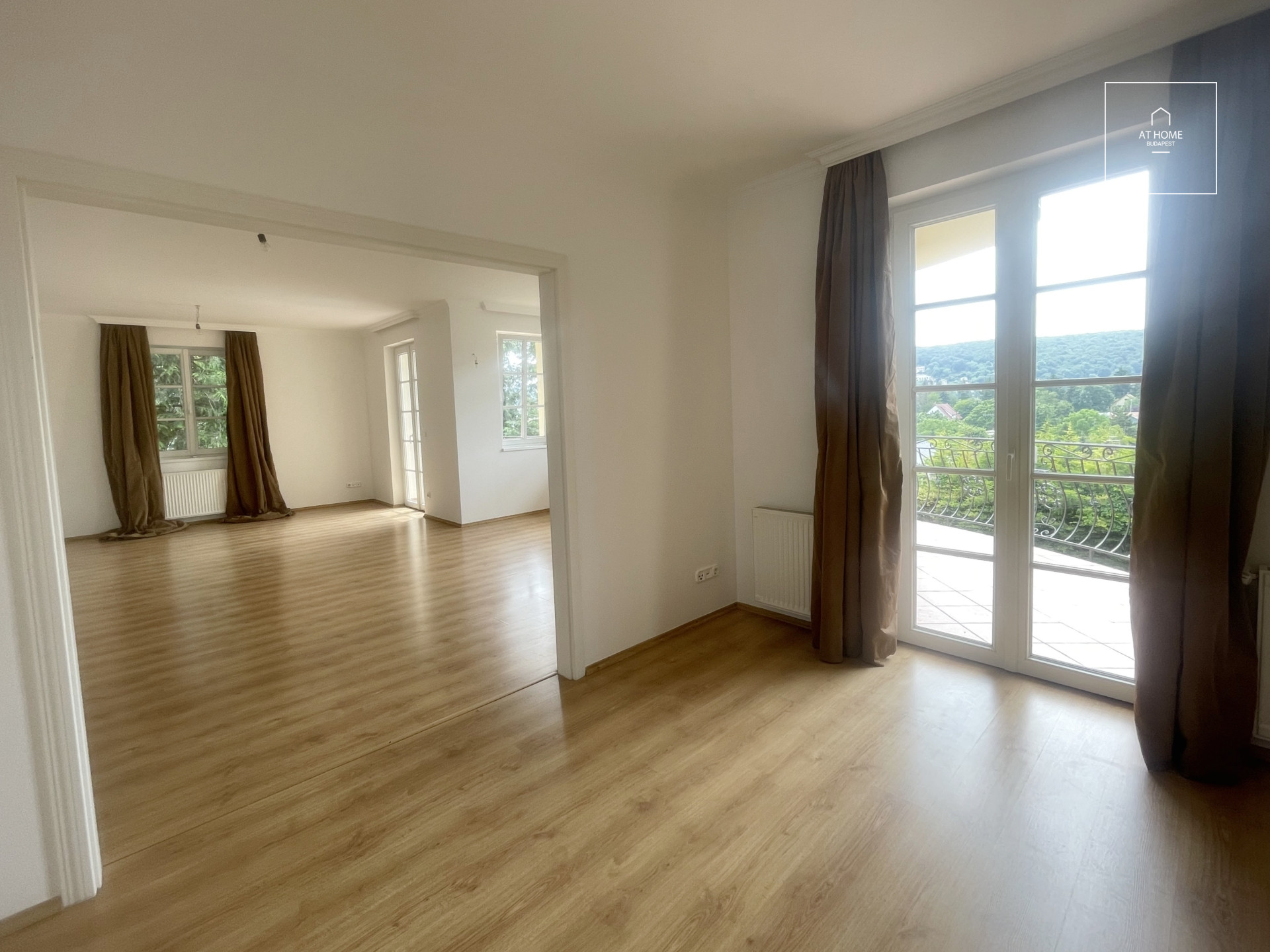 Stunning detached house for sale Budapest, district 2/A, Máriaremete