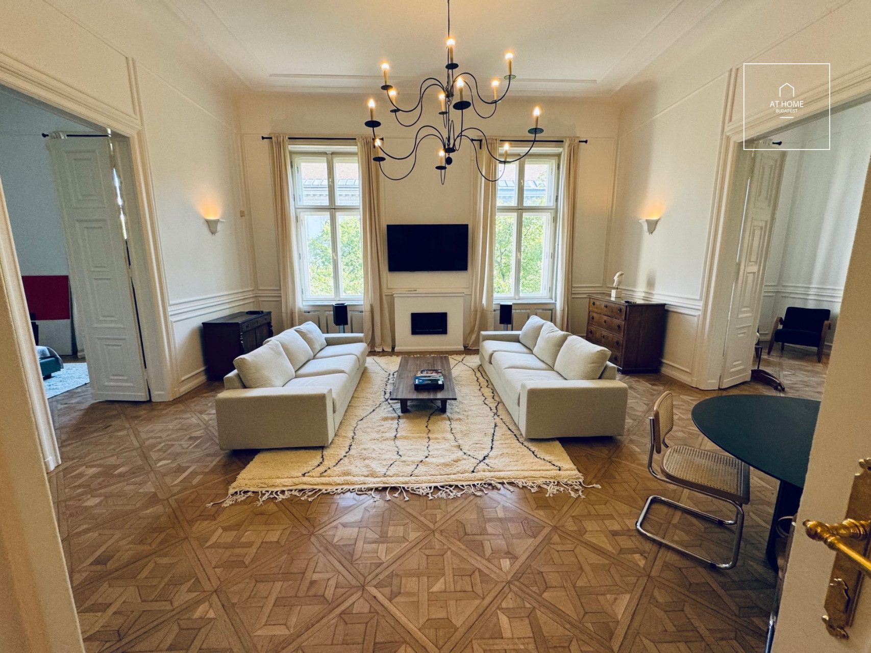 Beautiful refurbished apartment for rent Budapest VI. district, Terézváros