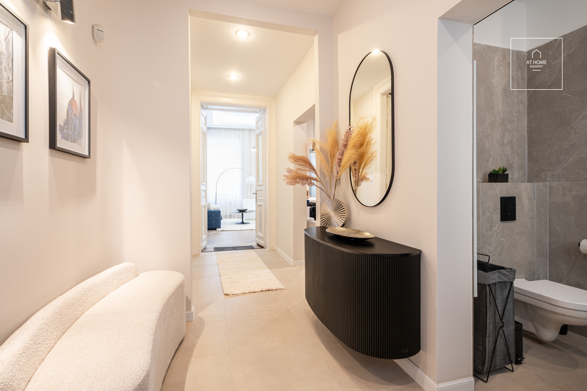 One-bedroom luxury apartment for rent Budapest V. district, Belváros