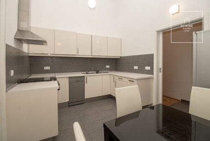 Refurbished premium apartment for rent Budapest V. district, Belváros