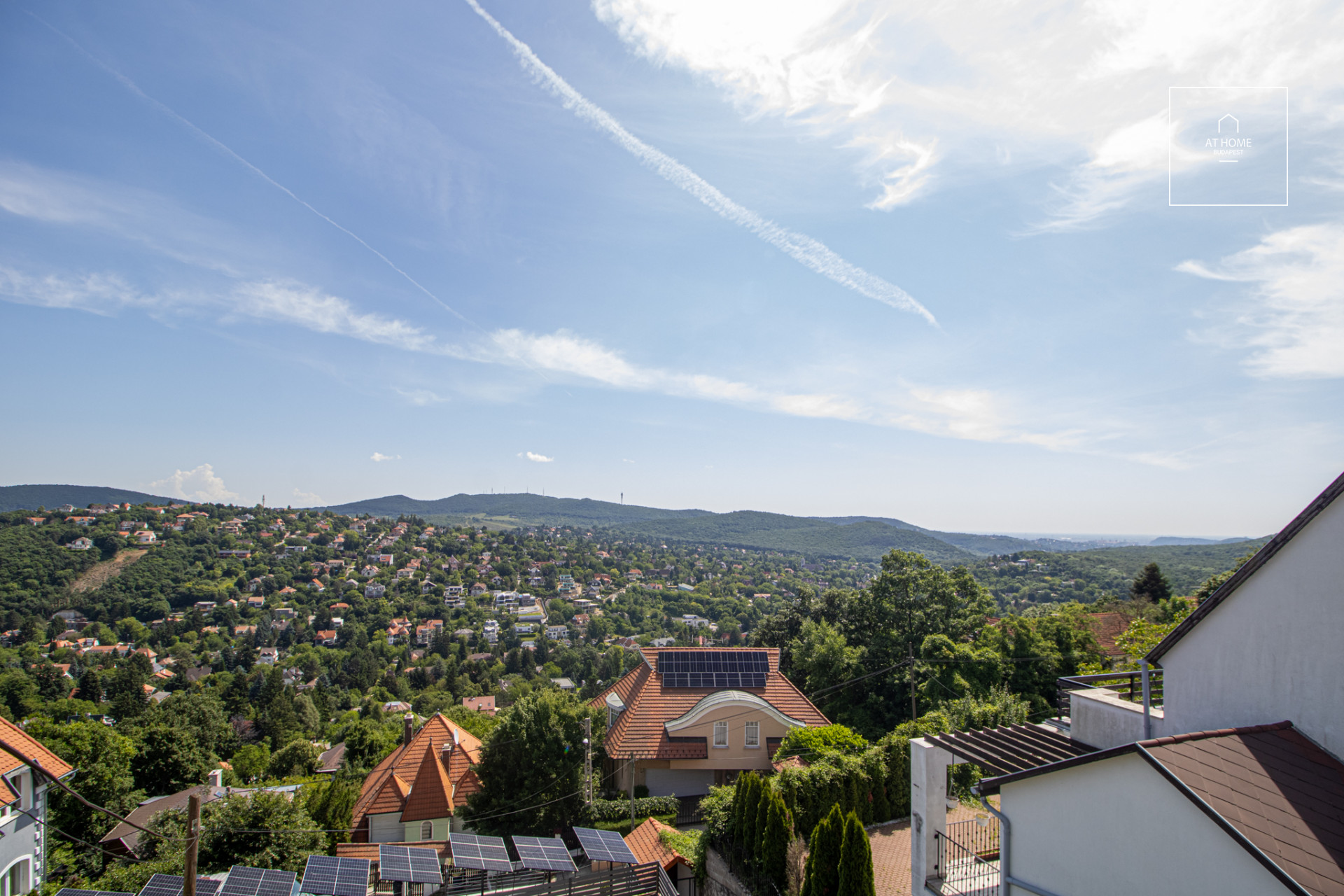 Charming detached house II/A district, Adyliget, Budapest