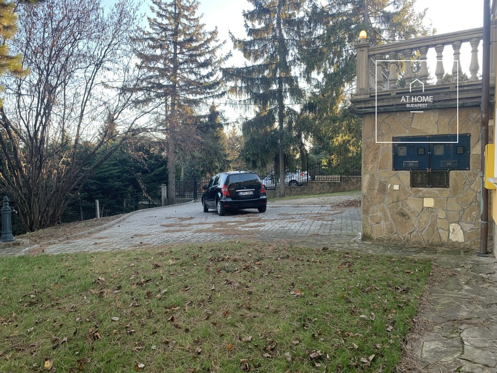 Stunning detached house for rent Budapest III. district, Testvérhegy