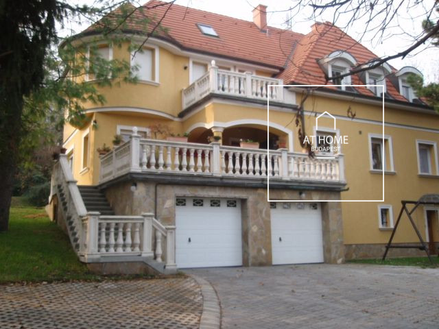 Stunning detached house for rent Budapest III. district, Testvérhegy
