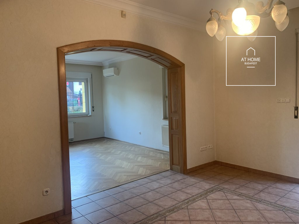Stunning detached house for rent Budapest III. district, Testvérhegy
