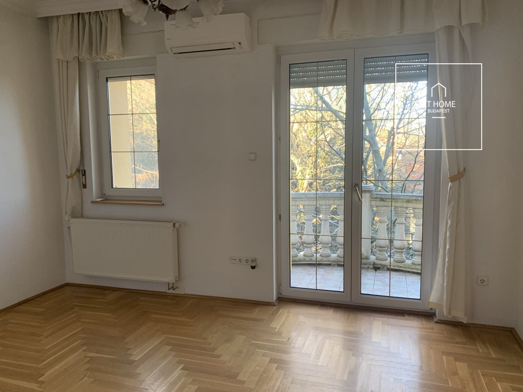 Stunning detached house for rent Budapest III. district, Testvérhegy