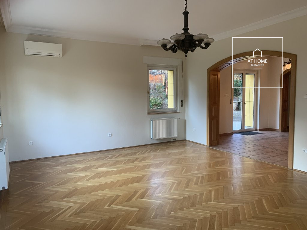 Stunning detached house for rent Budapest III. district, Testvérhegy