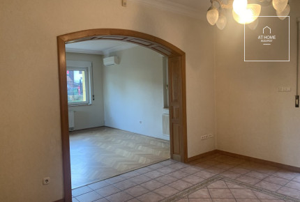 Stunning detached house for rent Budapest III. district, Testvérhegy