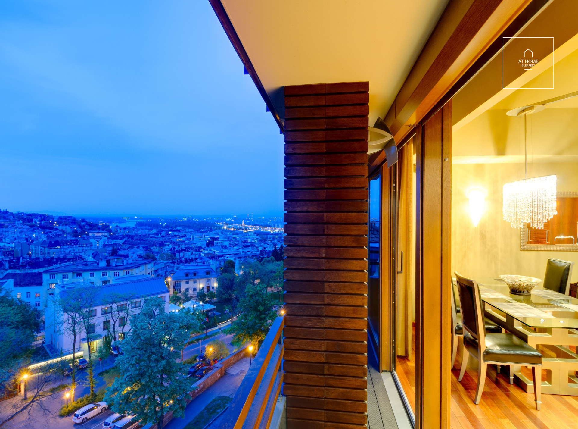 Luxus penthouse lakás az I. kerületben