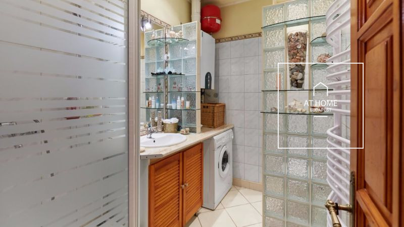 Exclusive apartment for rent Budapest VI. district