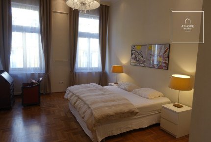 Beautiful one bedroom apartment for rent in downtown Budapest