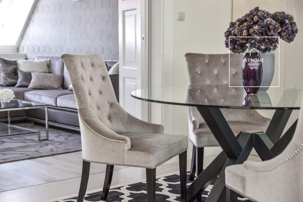 Exclusive apartment with huge roof terrace in Budapest VI. district