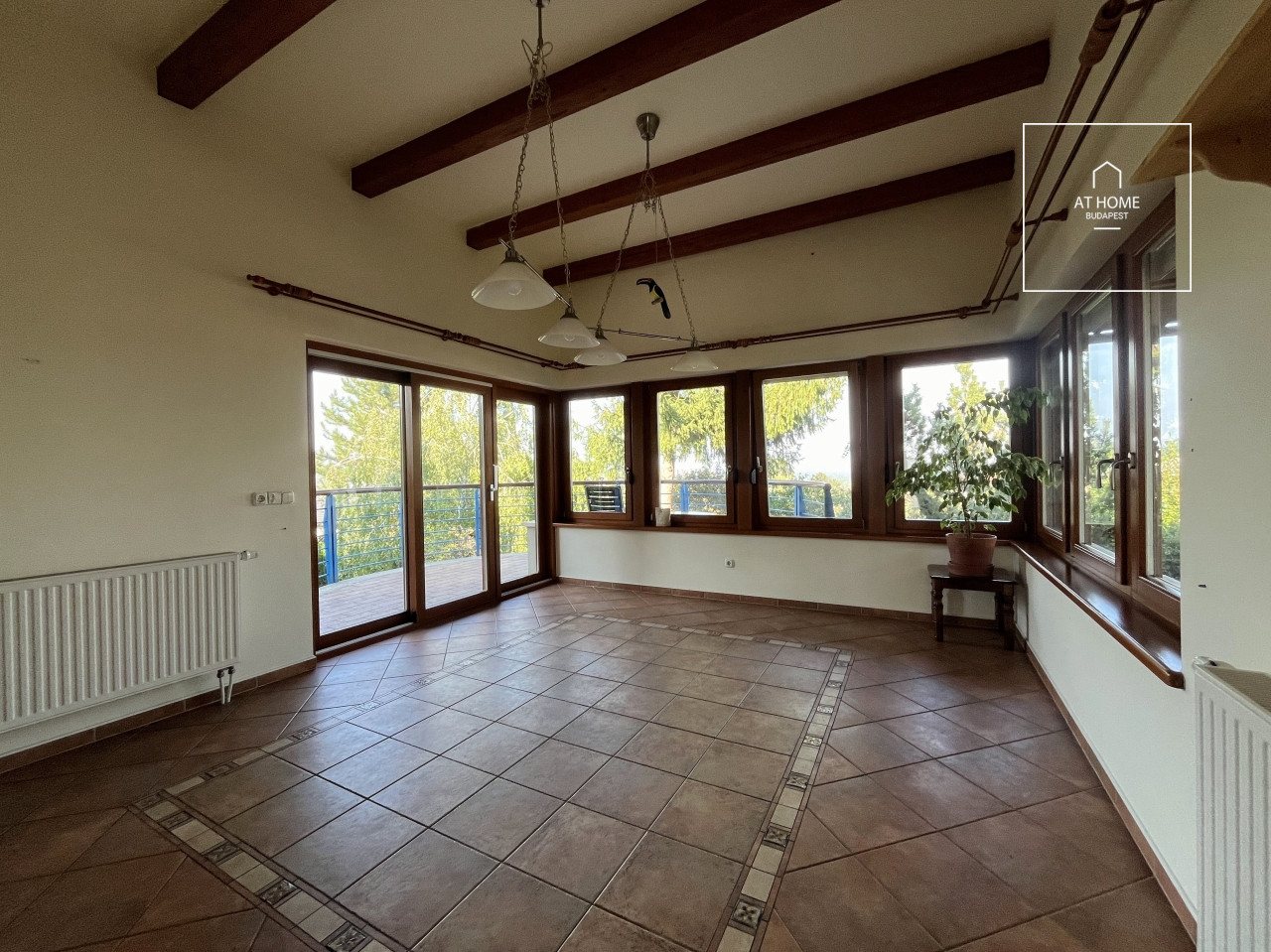 Elegant detached house Budapest III. district, Testvérhegy