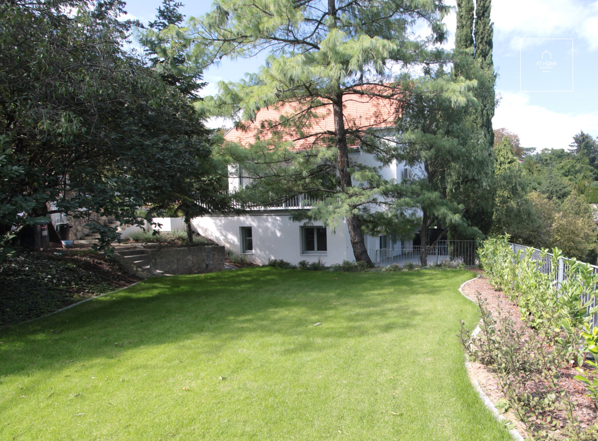 Budapest, 12th district, Virányos, 2 generation house with view for sale