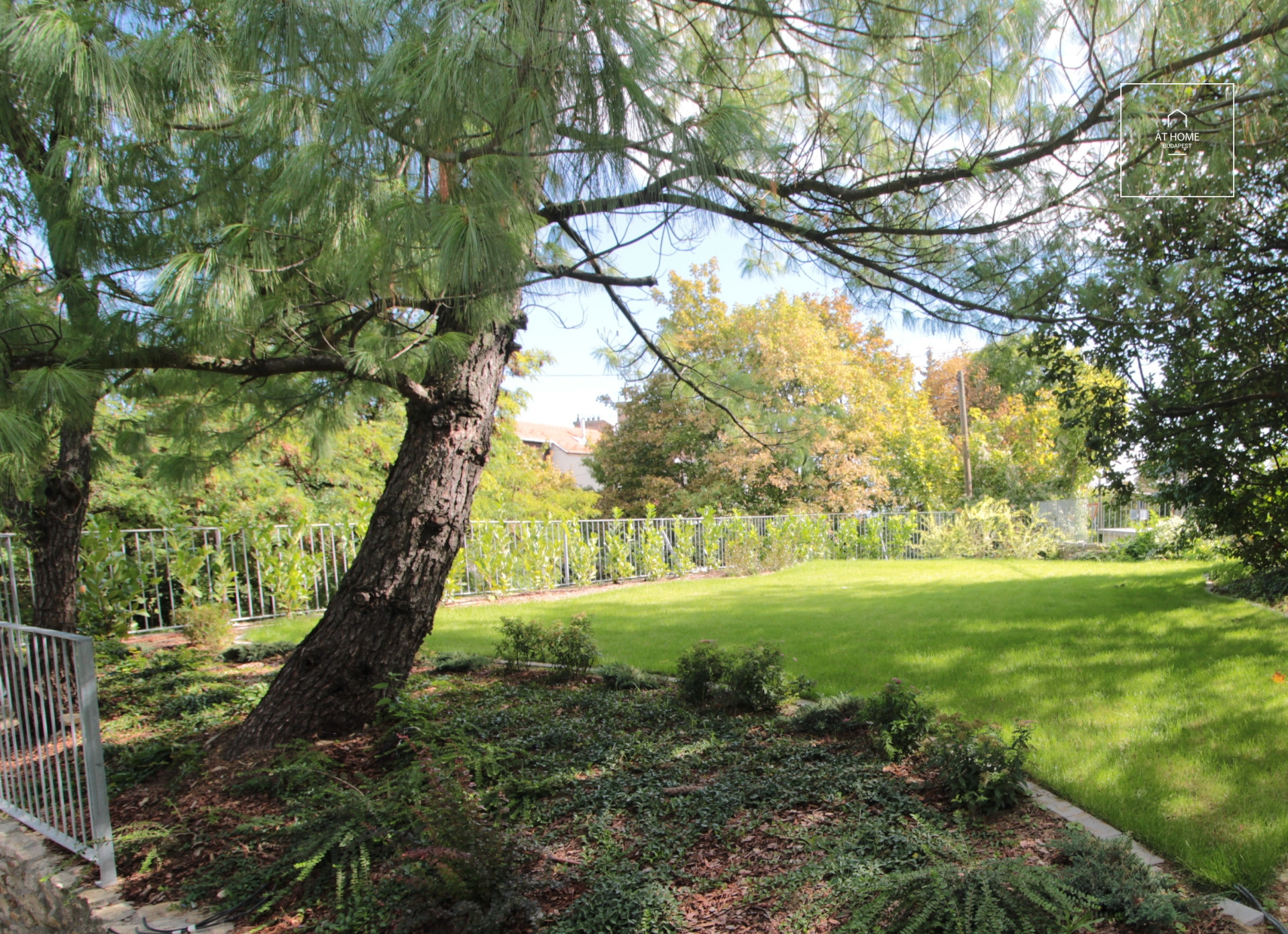 Budapest, 12th district, Virányos, 2 generation house with view for sale