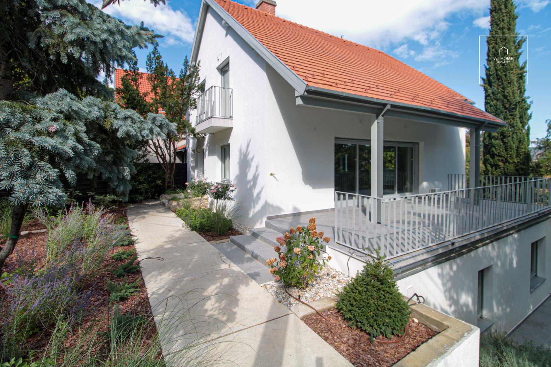 Budapest, 12th district, Virányos, 2 generation house with view for sale