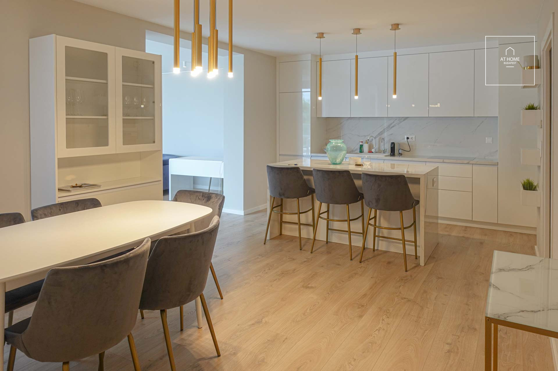 Freshly refurbished beautiful apartment with panorama in Budapest I. district