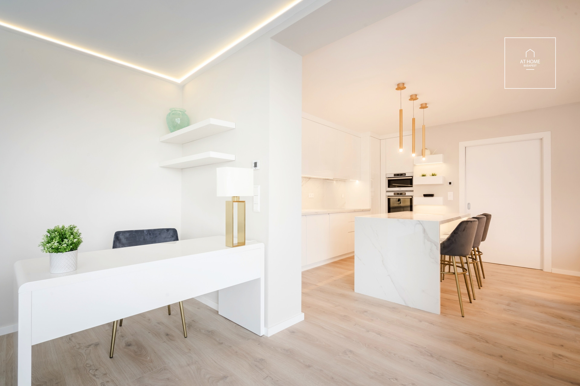 Freshly refurbished beautiful apartment with panorama in Budapest I. district