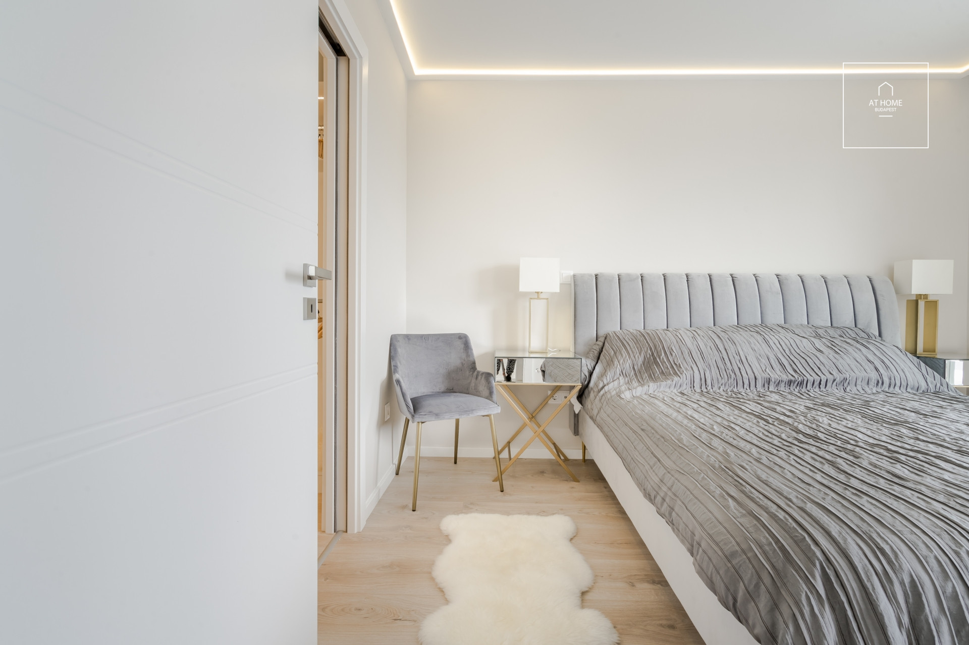 Freshly refurbished beautiful apartment with panorama in Budapest I. district