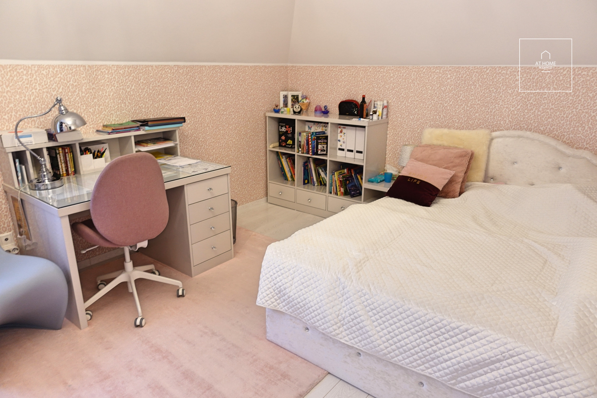 4 Luxury bedroom house in district XII. for rent