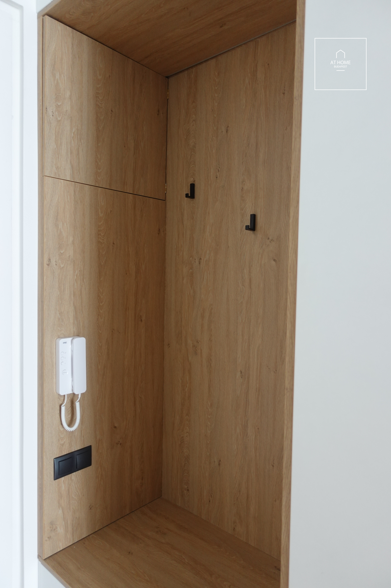 One-bedroom luxury apartment close to the Parlament for short term rent