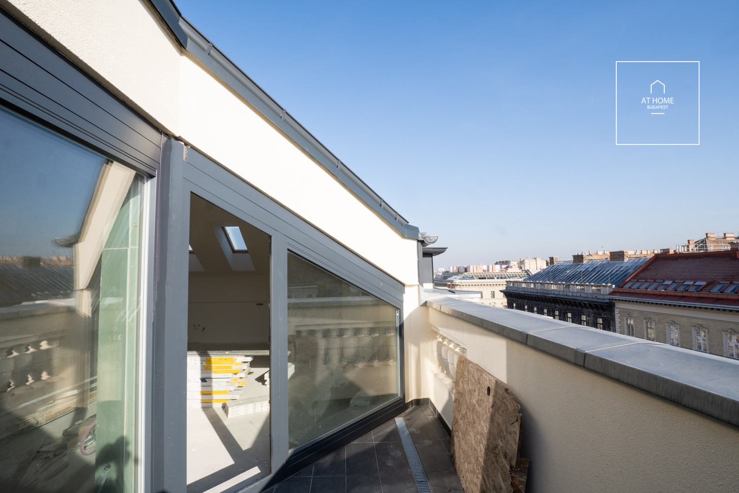 Exclusive newly-built apartment Budapest, district 6