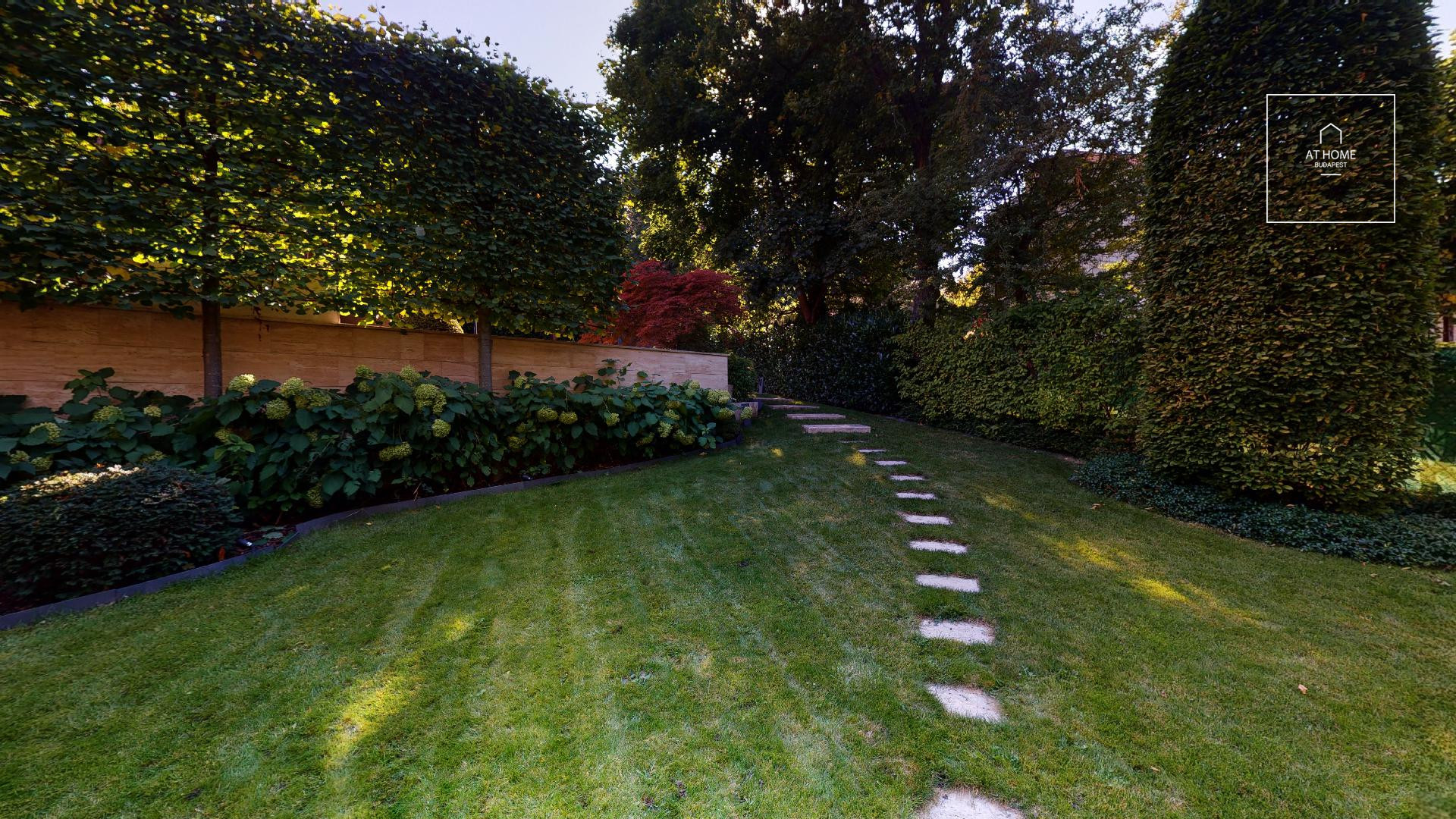 Luxury family house for sale Budapest, 12th district, Széchenyihegy