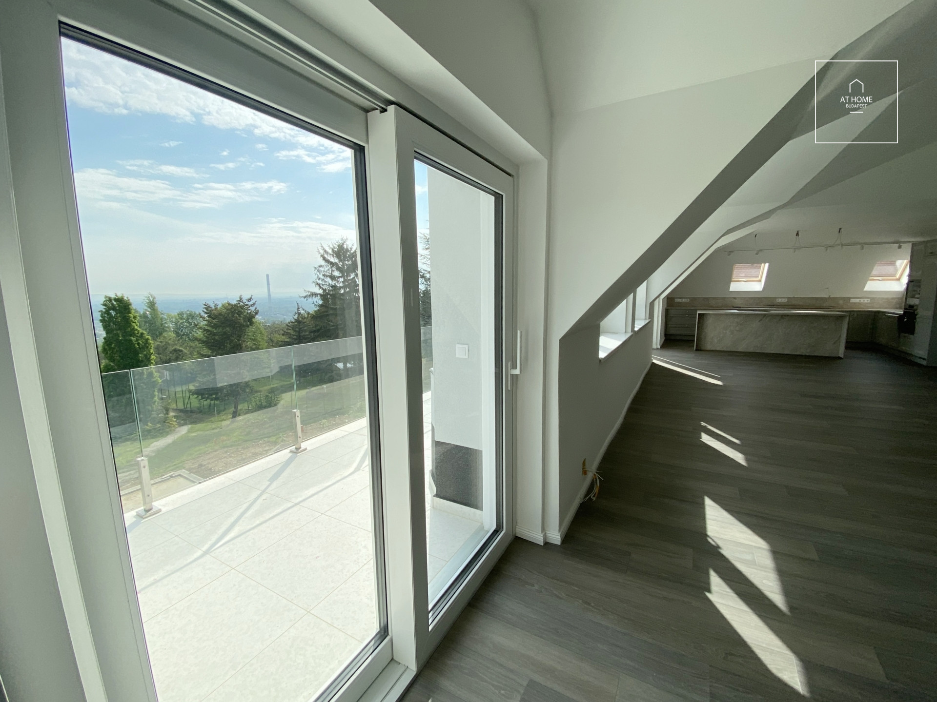 Newly built apartment with view for sale, Budapest, district 3, Testvérhegy