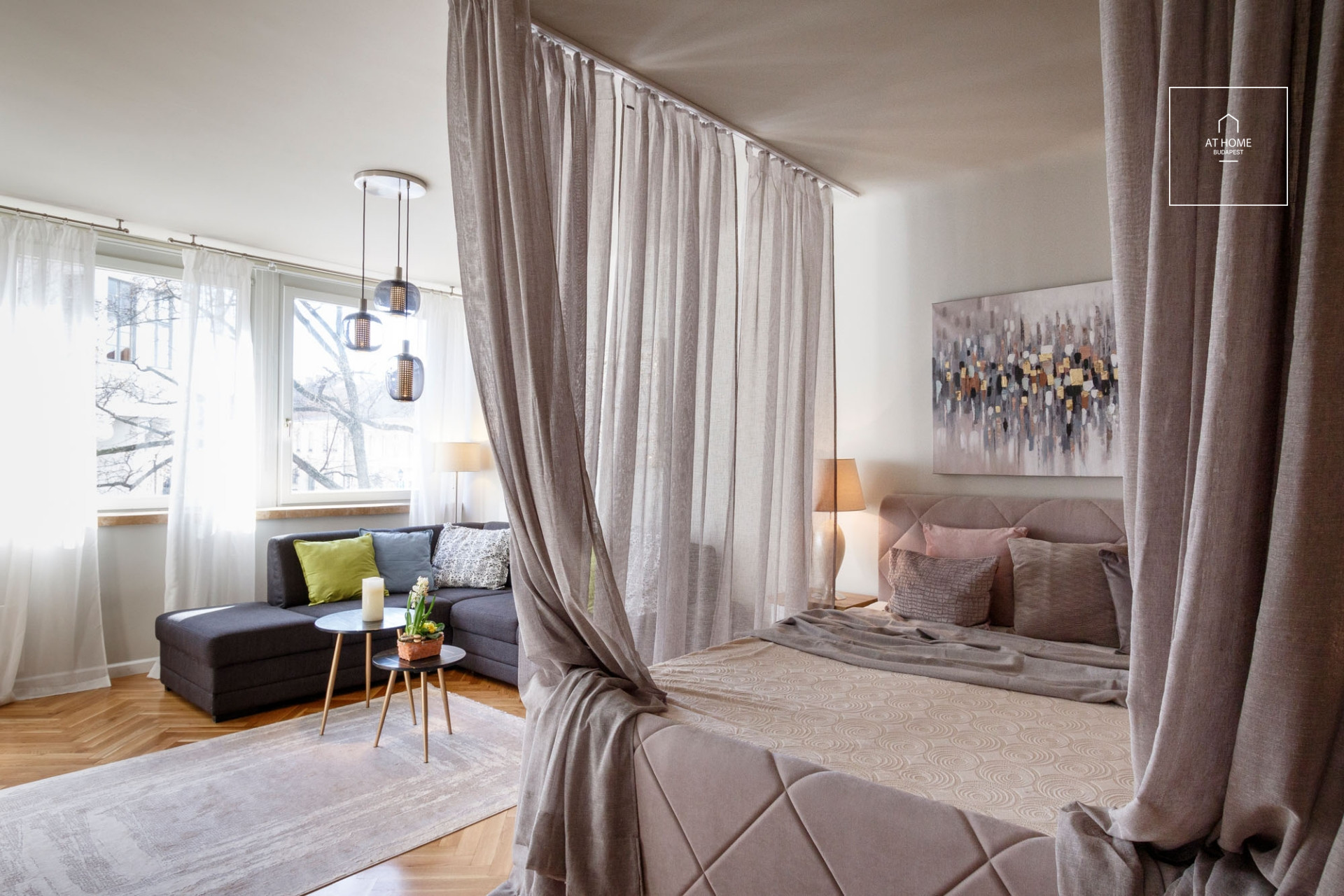 Studio apartment for rent near Buda Castle, Budapest 1st district.