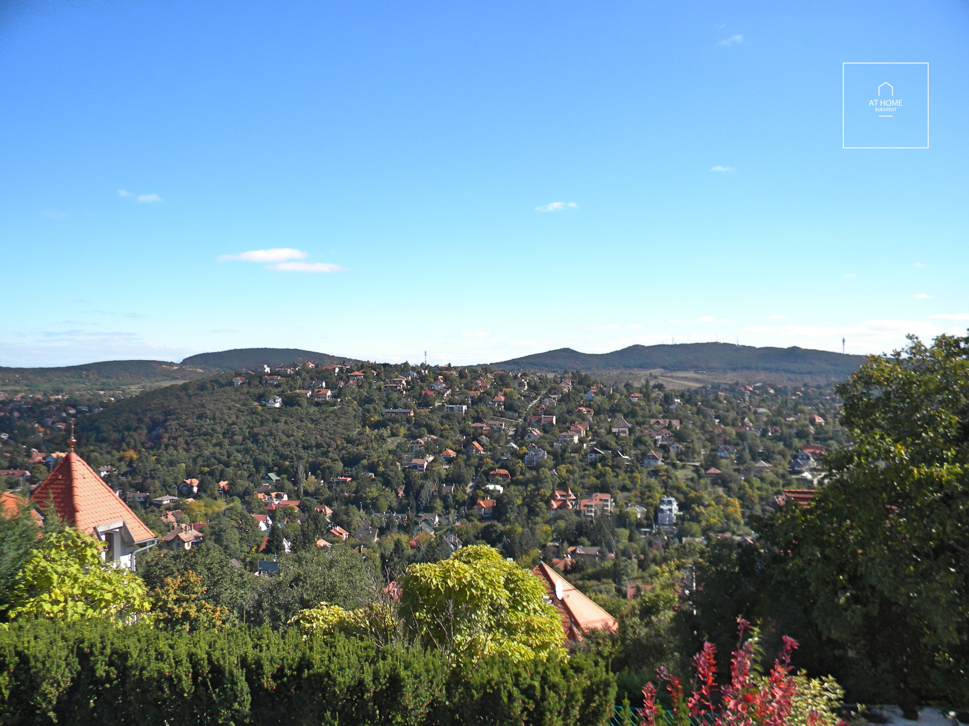 Két szintes lakás kertes házban kiadó II/A kerület, Adyliget, Budapest