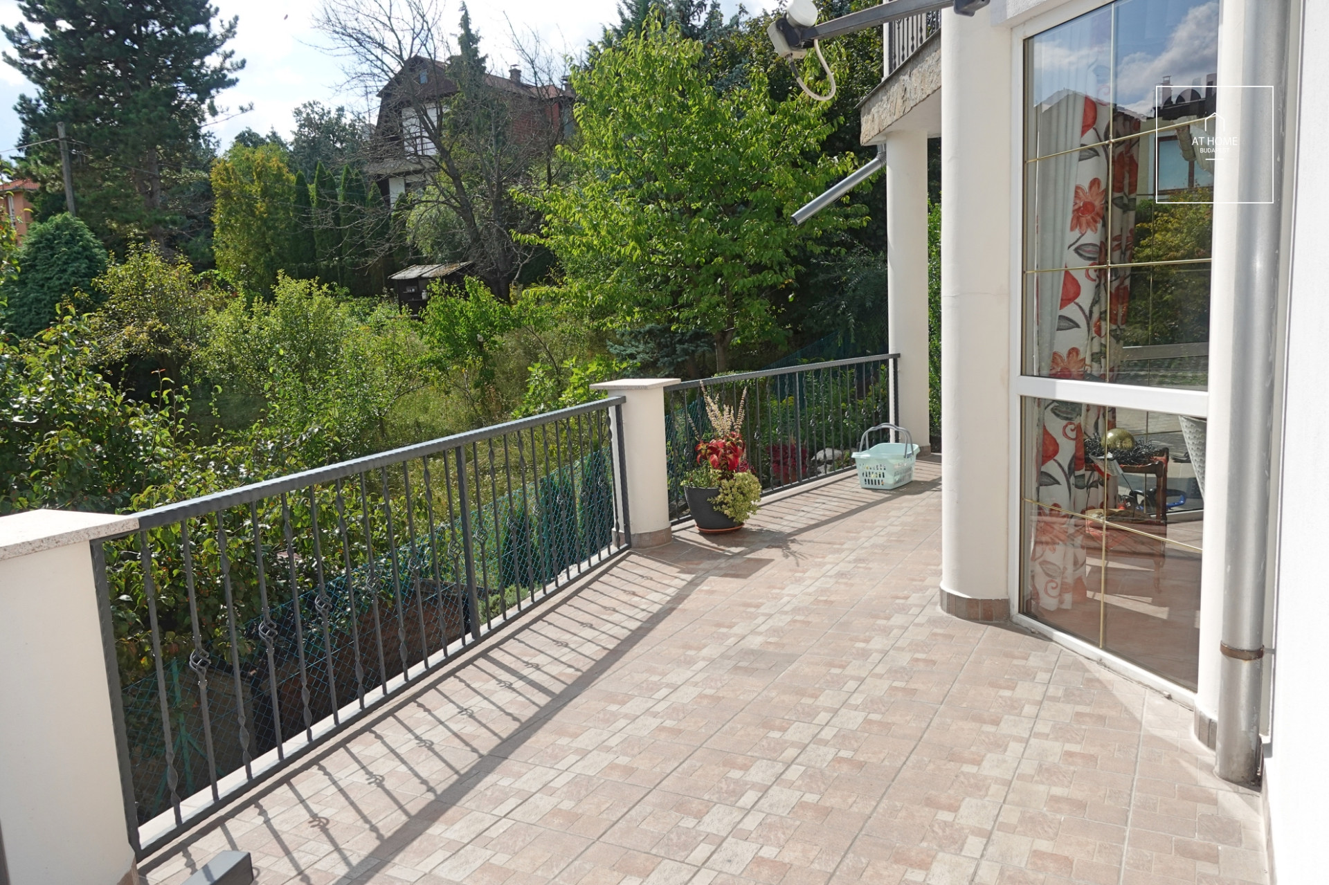 Two storey apartment in a charming detached house II/A district, Adyliget, Budapest