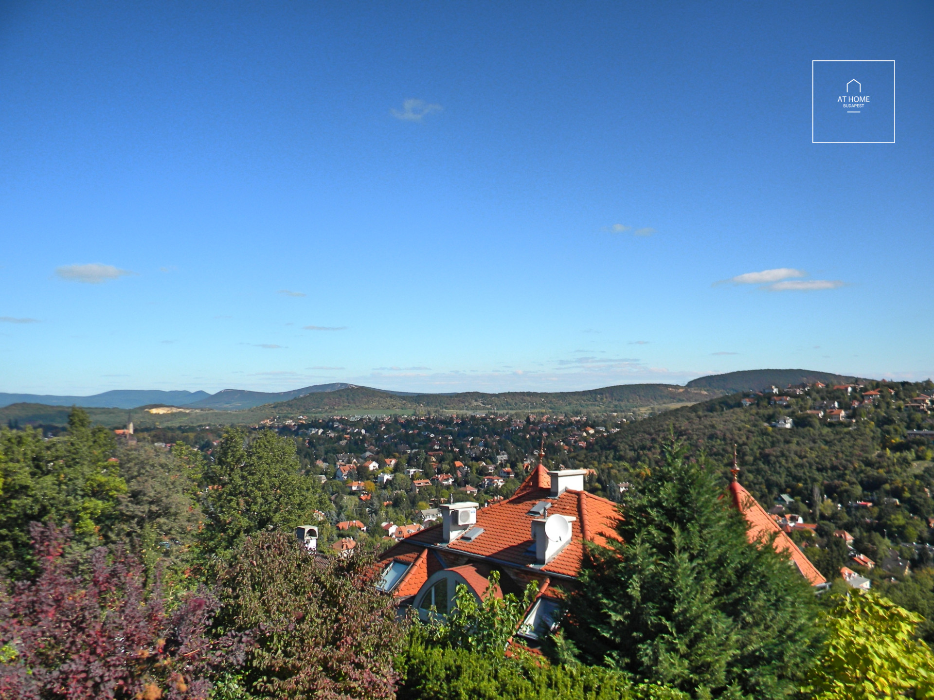Two storey apartment in a charming detached house II/A district, Adyliget, Budapest