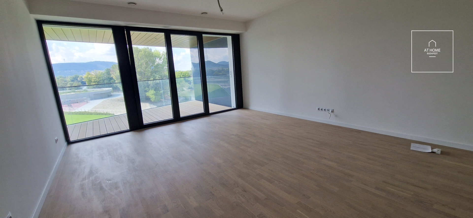 Newly built apartment in Budapest 13th District with Danube panorama